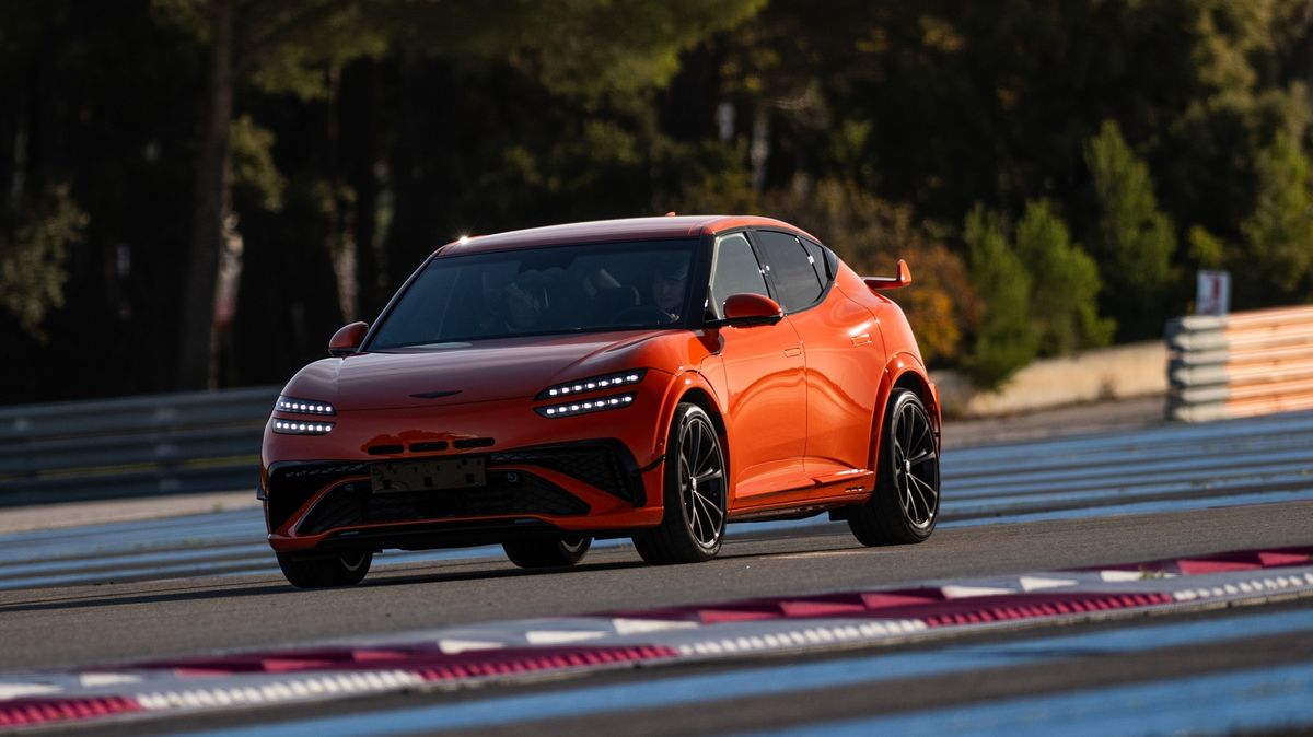 Hyundai ukázal bestie na steroidech. Chce bojovat třeba s BMW M5 Touring, nebojí se však ani supersportů